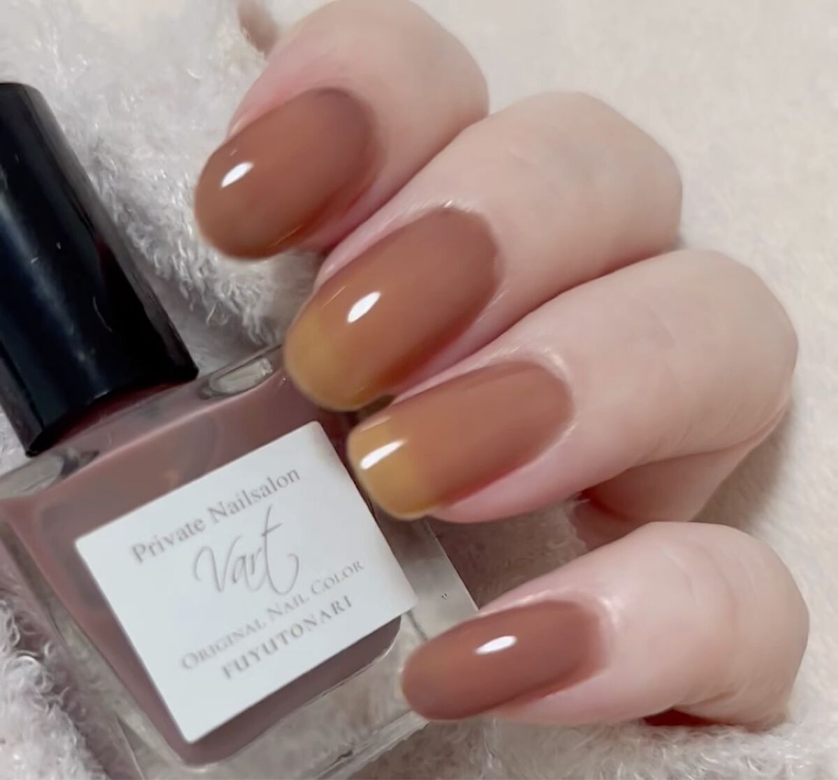 ヴェイル オリジナルネイルカラー/Vart/マニキュアを使ったクチコミ（2枚目）