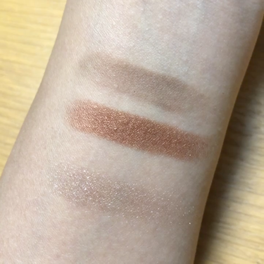 BOBBI BROWN ナイト ドラマ アイ パレットのクチコミ「本日のメイクです✨
3枚目に目のアップあります⚠️
✳ボビイブラウン ナイトドラマ アイパレッ.....」（2枚目）