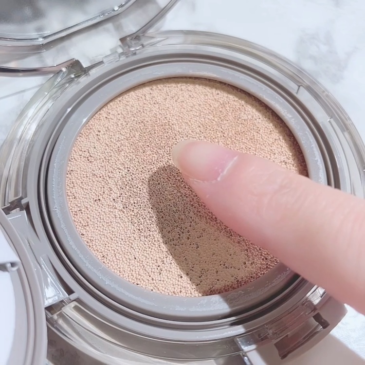 ブラーカバークッション/LUNA/クッションファンデーションを使ったクチコミ（3枚目）