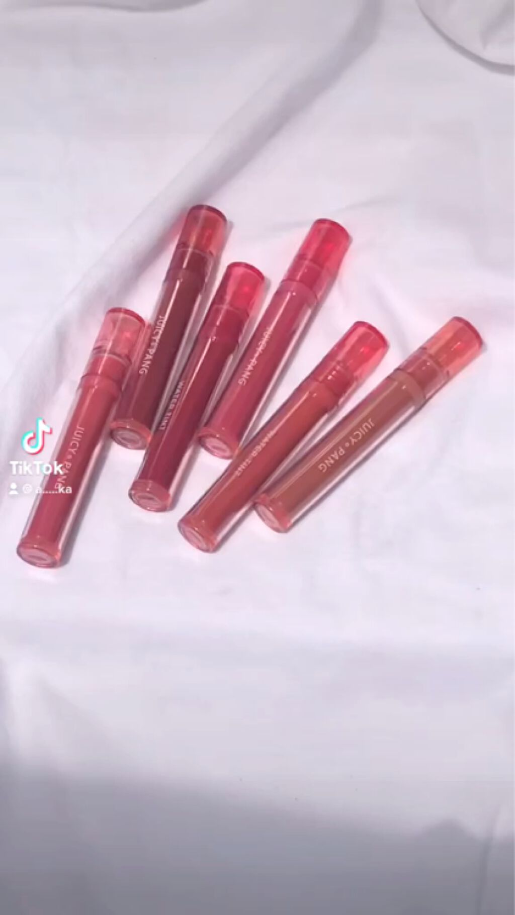 アピューからウォーターティントがでた❤️‍🔥❤️‍🔥❤️‍🔥
«アピュージューシーパンウォーターティント»
#アピュー#ウォーターティント#ウォーターティントリップ #リップ