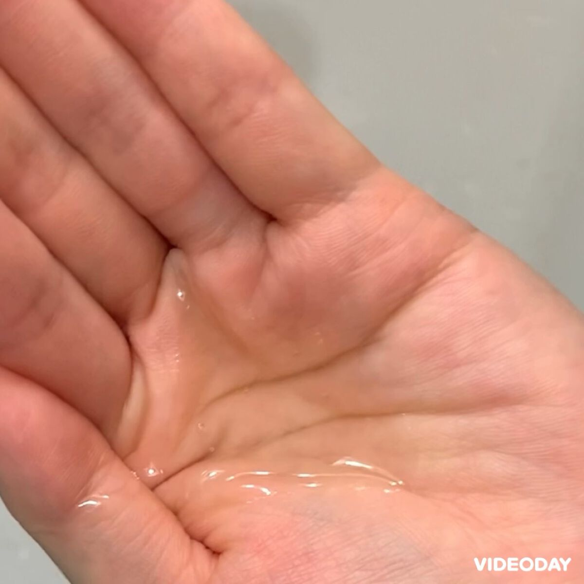 BC KUR カラースペシフィーク シャンプー/シュワルツコフ プロフェッショナル/サロンシャンプーの動画クチコミ1つ目