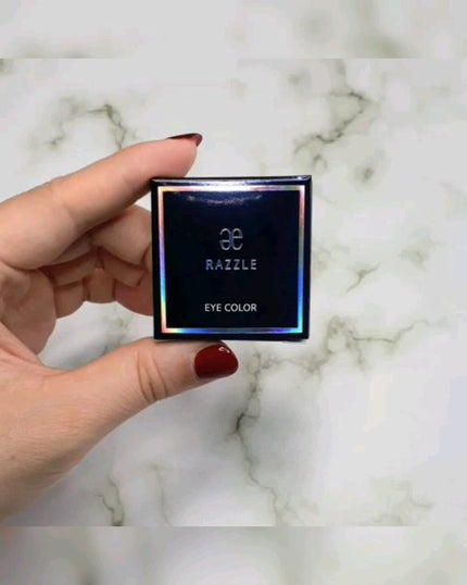 ラズル アイカラー/エレガンス ラズル /単色アイシャドウの人気ショート動画