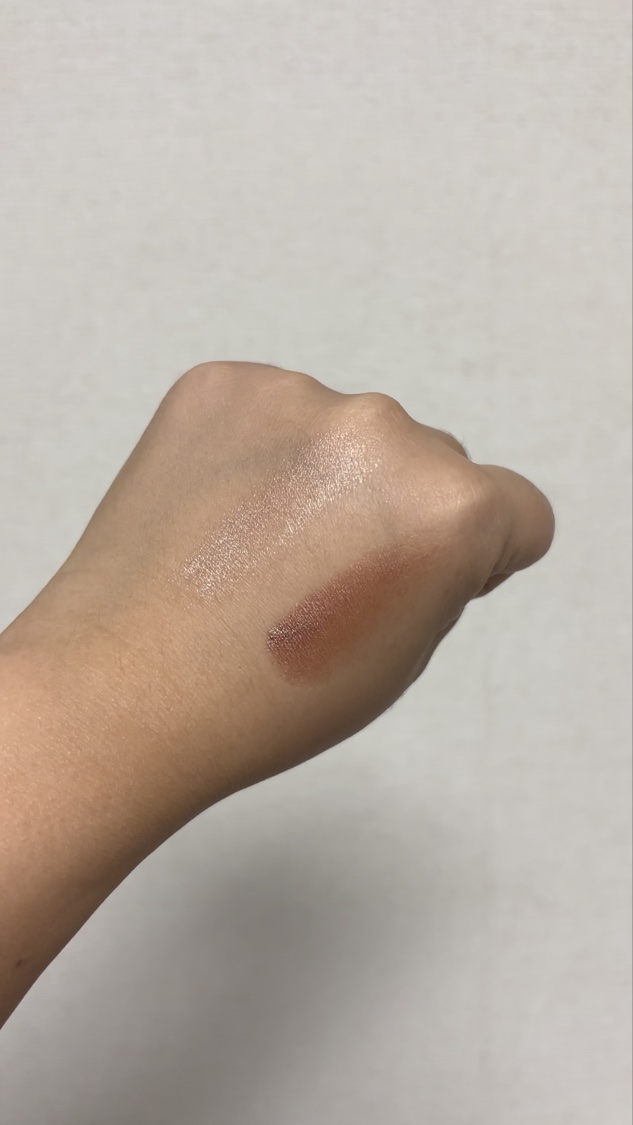 THREE シマリング グロー デュオ R/THREE/クリームハイライトの動画クチコミ4つ目