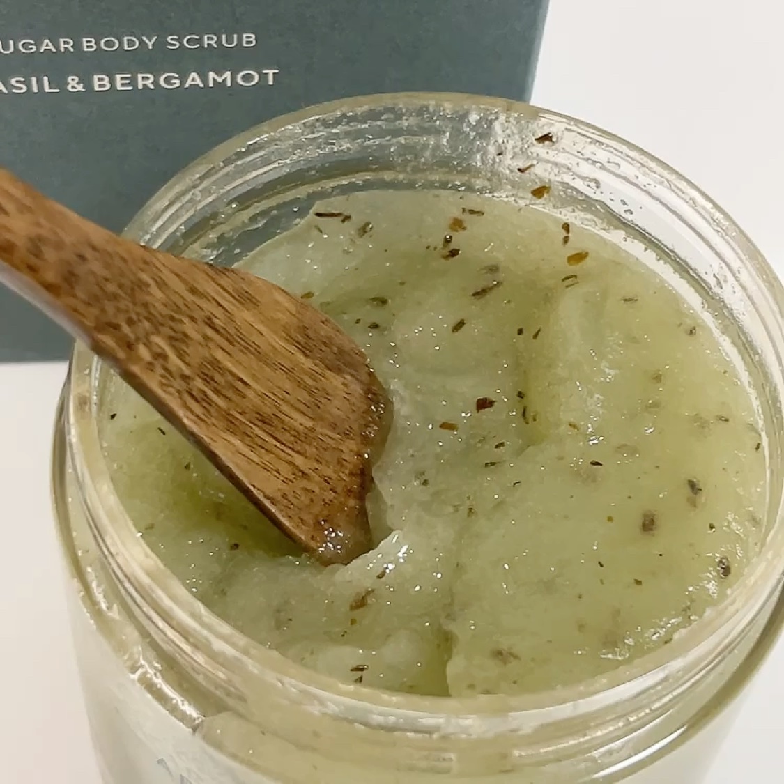 シュガーボディスクラブ/AROMATICA/ボディスクラブの動画クチコミ2つ目