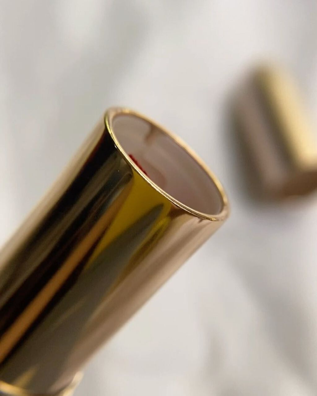 HEXZEハイライターパウダー/HEXZE（ヘックスゼ）/パウダーハイライトを使ったクチコミ（2枚目）