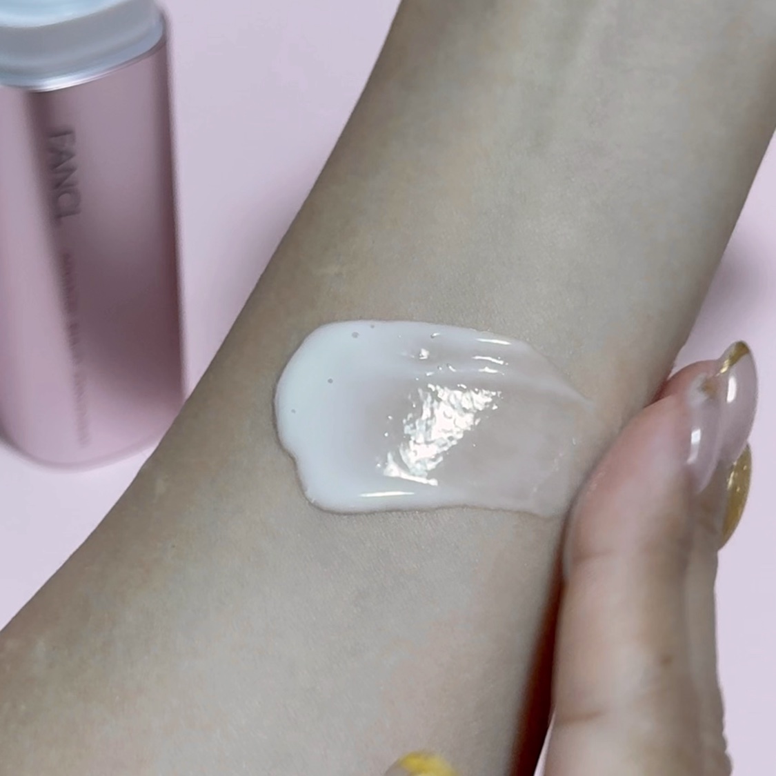 アドバンスト ビューティ コンセントレート/ファンケル/美容液の動画クチコミ3つ目