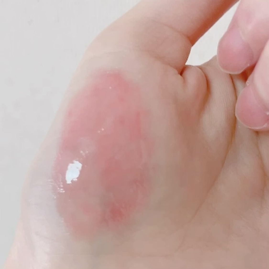 MELTING GLOW DUAL LIP/TIRTIR(ティルティル)/リップバームの動画クチコミ1つ目