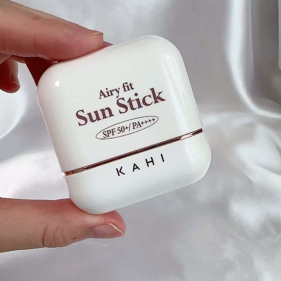 エアリーフィットサンスティック/KAHI/日焼け止めスティックを使ったクチコミ（3枚目）