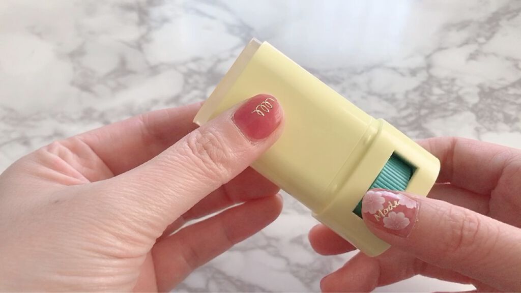 ウォッシャブル UV クリアスティック/CEPYNUS MORE(セピナス モア)/日焼け止めスティックの動画クチコミ1つ目