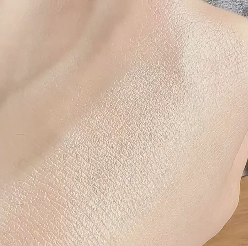 ホリデー ベースメイクキット A/Celvoke/メイクアップキットの動画クチコミ1つ目