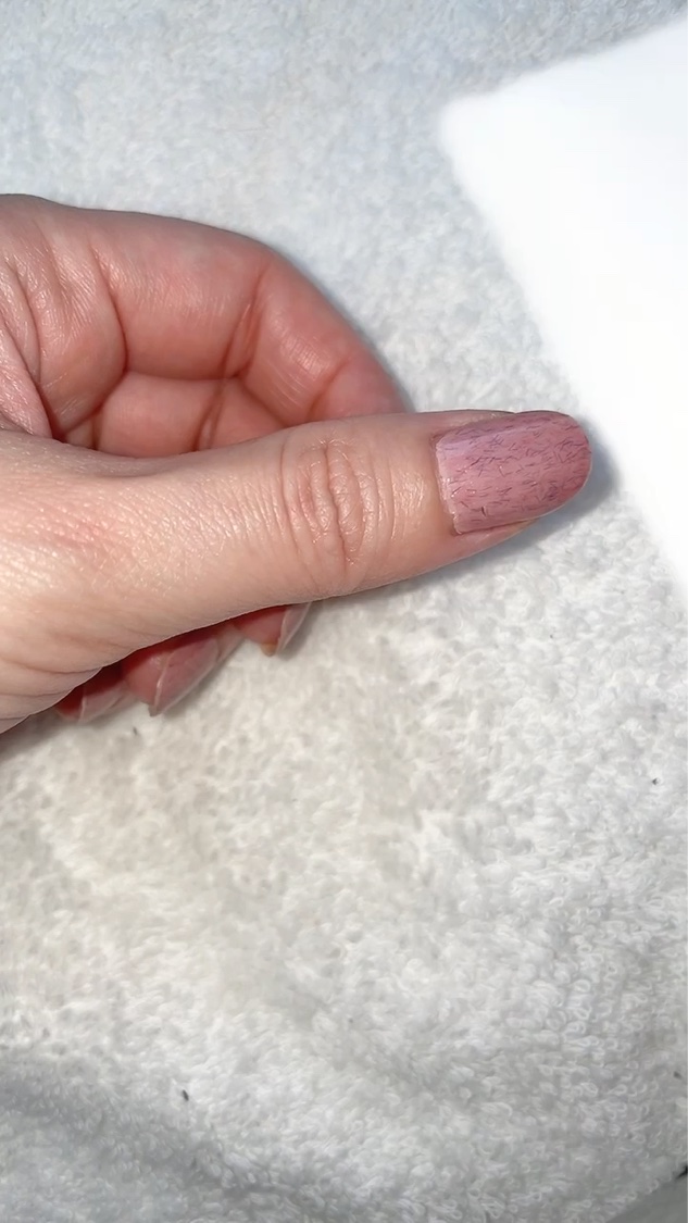 エナメルリムーバー＜アプリコットの香り＞/コージー/除光液の動画クチコミ3つ目