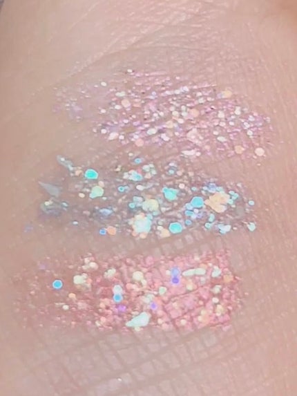 パールブリーアイグリッター/BLACK ROUGE/グリッターの人気ショート動画