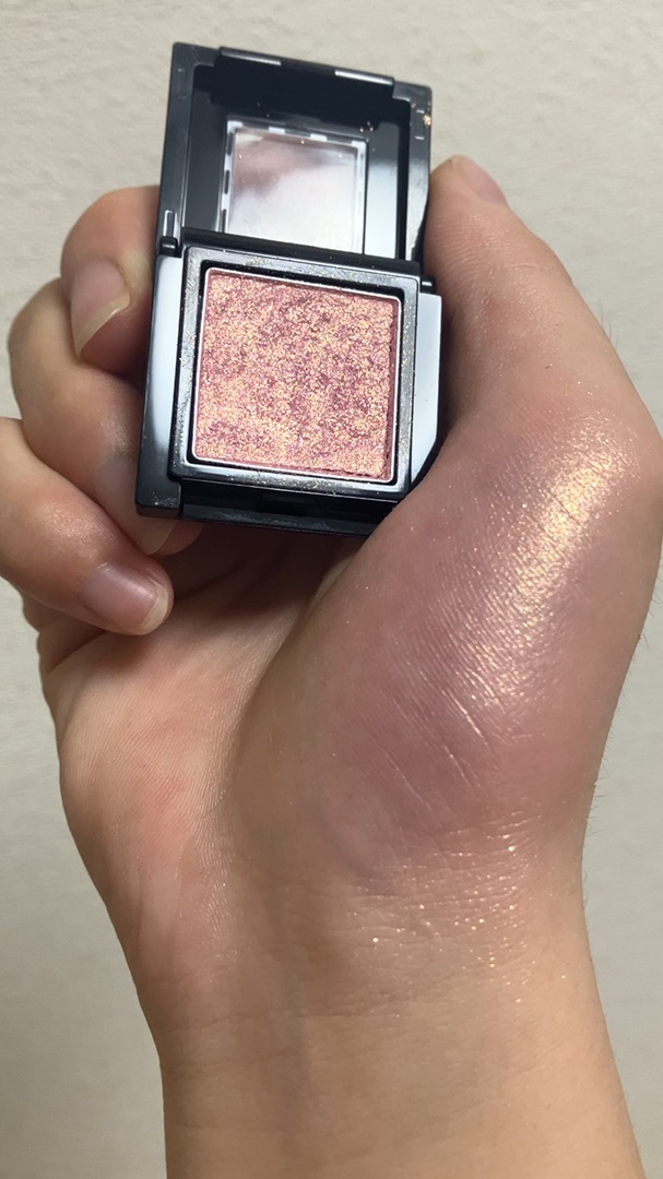 ヴィセ アヴァン シングルアイカラー 053 SHINE SHOCK/Visée/単色アイシャドウを使ったクチコミ（1枚目）