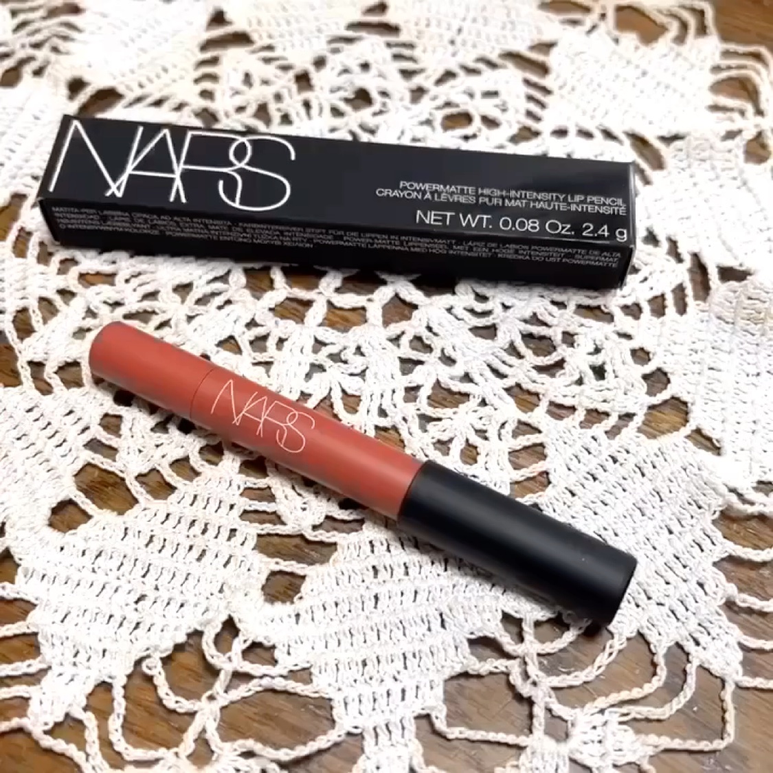パワーマット ハイインテンシティ リップペンシル/NARS/口紅の動画クチコミ1つ目