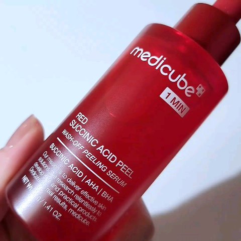 レッドアクネピーリングセラム/MEDICUBE/美容液を使ったクチコミ（1枚目）