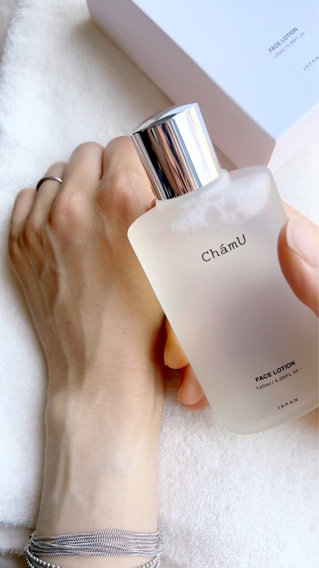 FACE LOTION　　　　/ChámU/化粧水の動画クチコミ4つ目