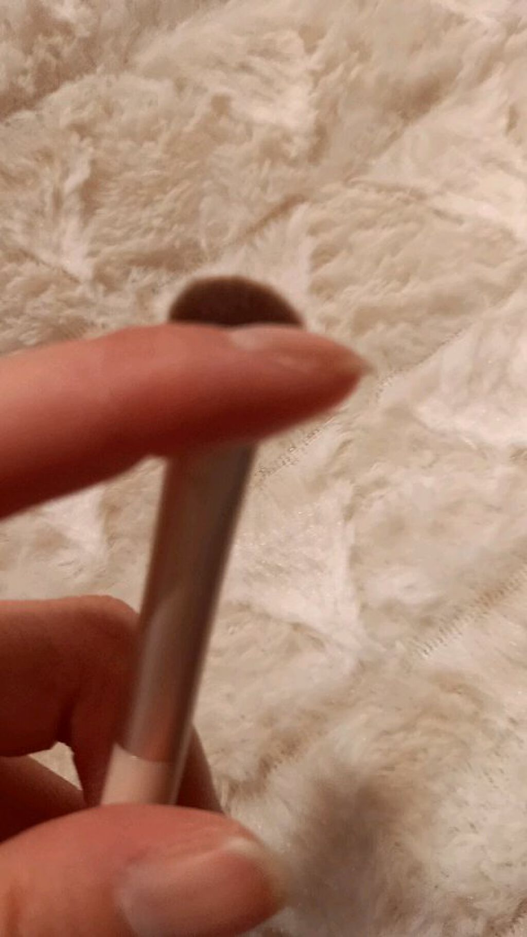 AC MAKEUP ACアイホールブラシのクチコミ「AC MAKEUP　ACアイホールブラシ

今までアイホールは指でやってたんですが
急にブラシ.....」（3枚目）