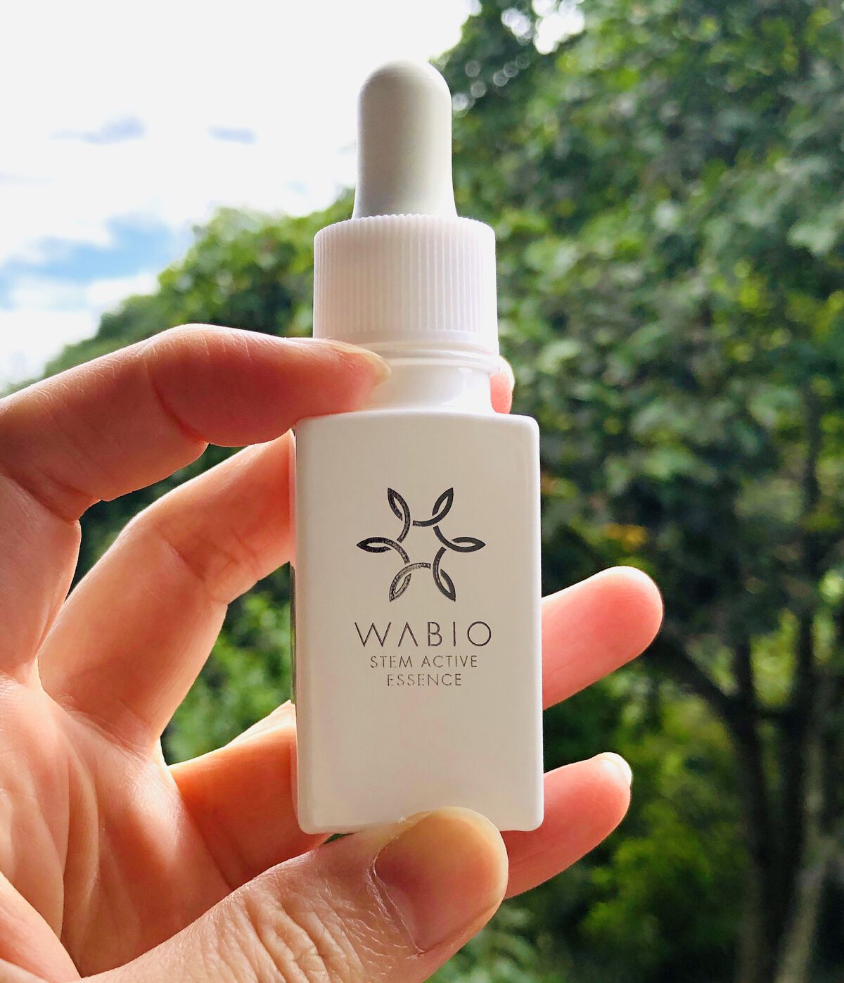 WABIO ワビオ ステム アクティブ エッセンス 美容液 20ml×1個 試してみたWABIO ステム アクティブ エッセンスの効果・肌質別の