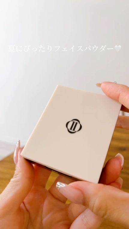 雲楚ブラーフィクシングフィニッシュパウダーパクト /Dinto/プレストパウダーの人気ショート動画