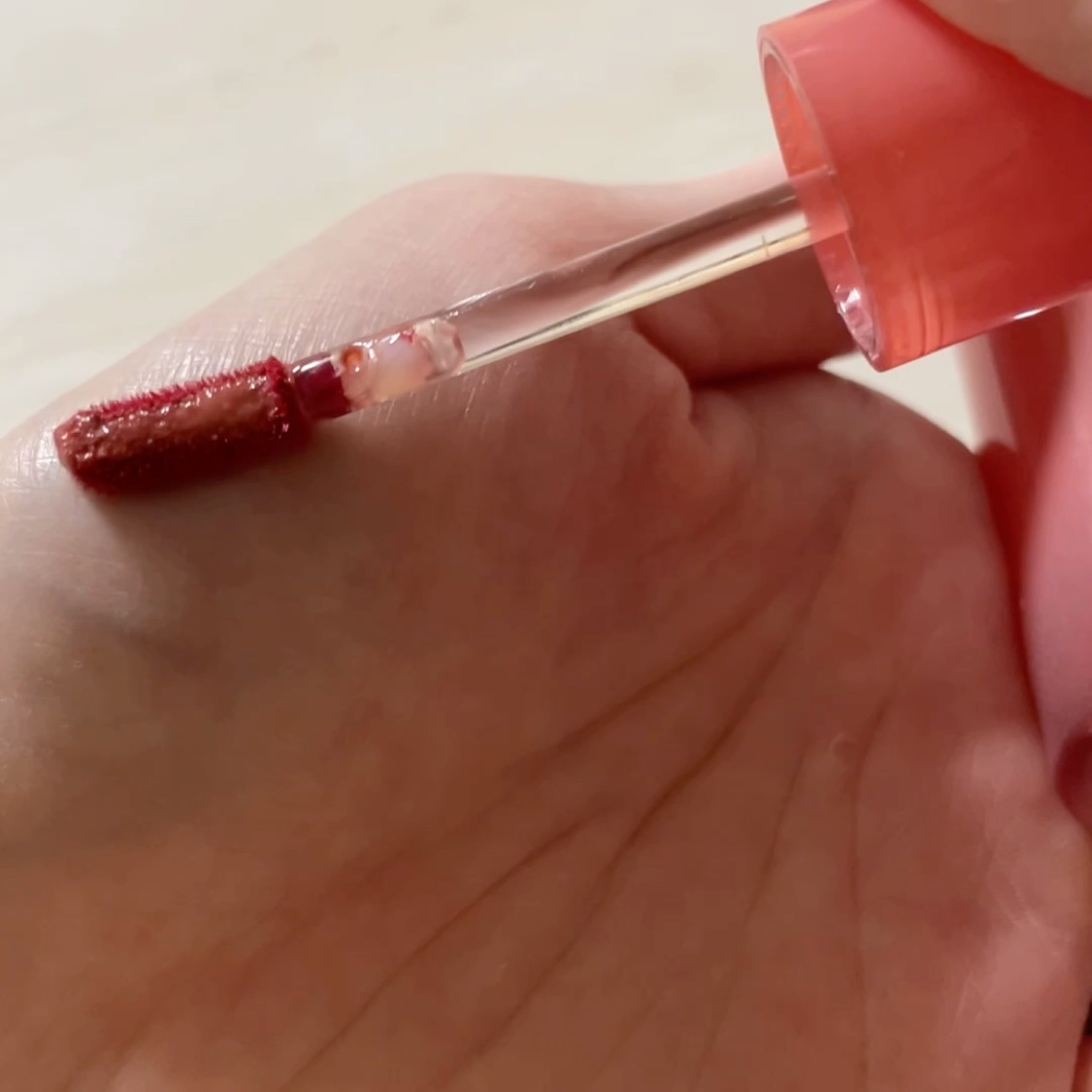 ペリペラ インク ムード グロイ ティント/PERIPERA/リップティントを使ったクチコミ（2枚目）