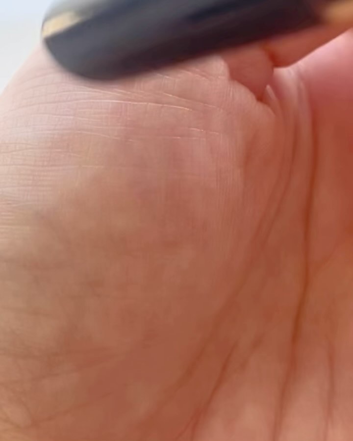 ボリューマイジングフォンデュリップ/Coralhaze/口紅を使ったクチコミ（2枚目）