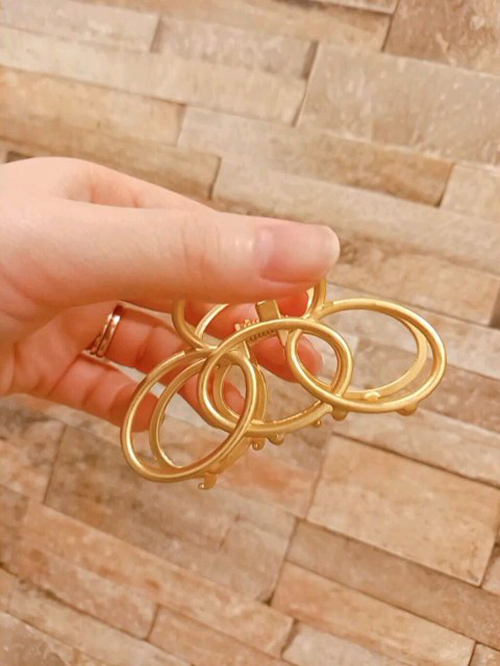 バンスクリップ/DAISO/ヘアアクセサリーを使ったクチコミ（1枚目）