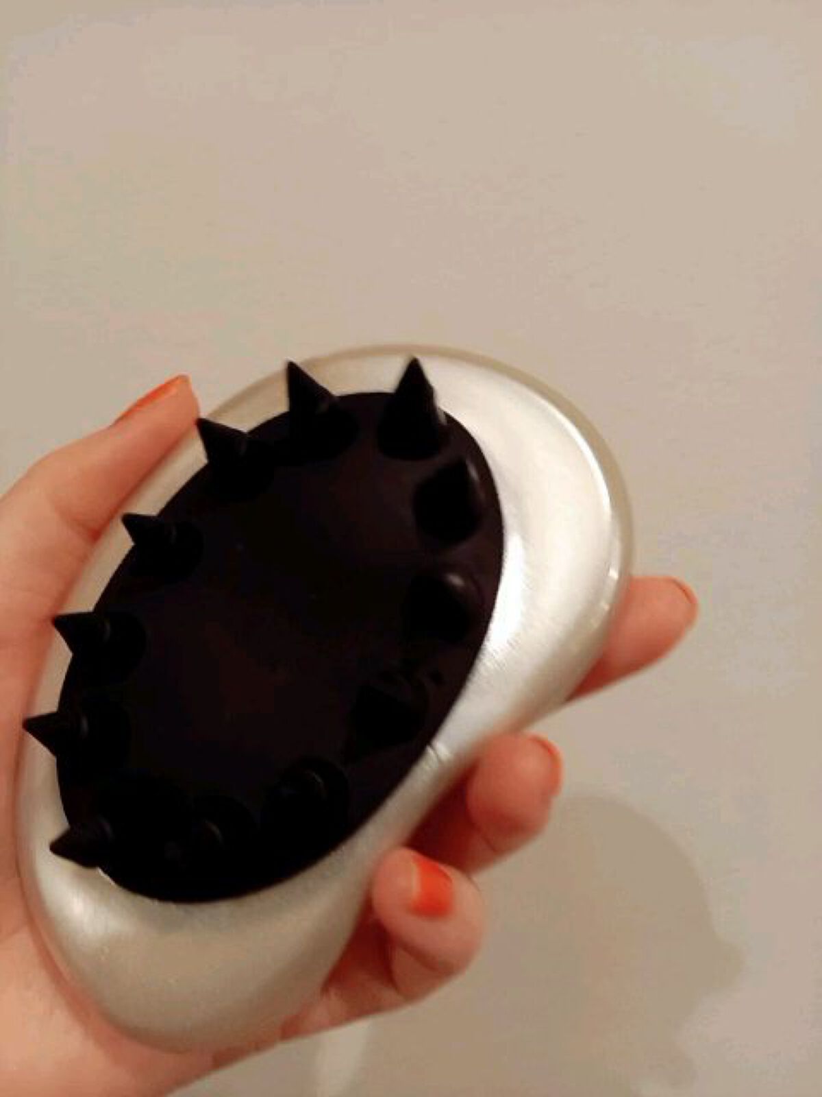 vess  ヘッドかっさアッパー/ベス/スカルプブラシの動画クチコミ2つ目