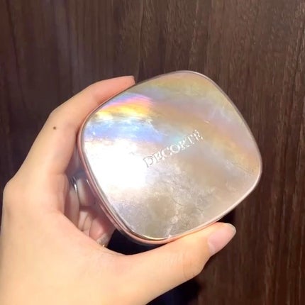 パウダー ブラッシュ/DECORTÉ/パウダーチークの人気ショート動画