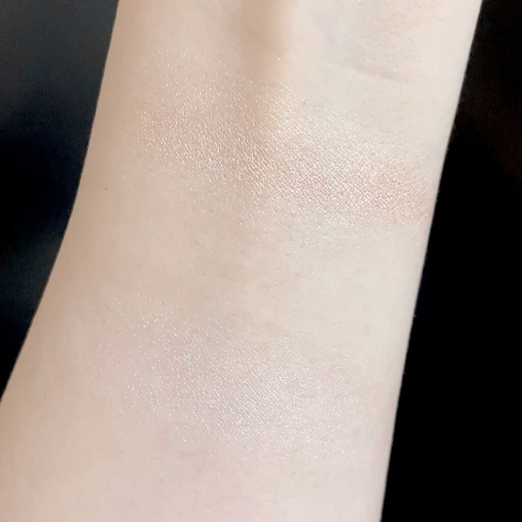 マルチプリズムシェイク/glintaura/リキッドハイライトの動画クチコミ1つ目