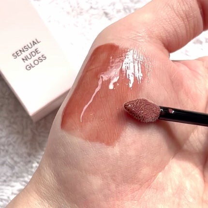 センシュアルヌードグロス/HERA/リップグロスを使ったクチコミ(3枚目)