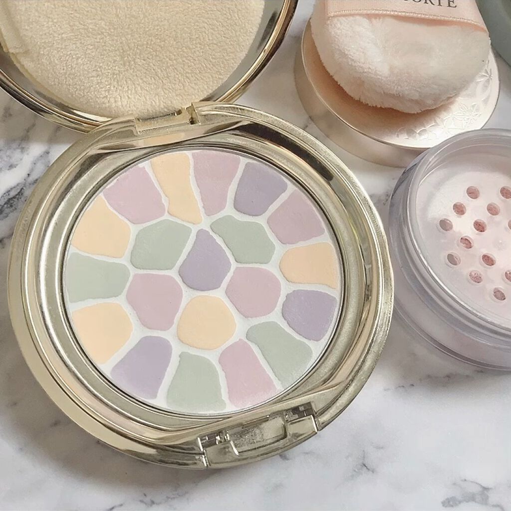 アクメディカ 薬用 フェイスパウダー クリア N/ナリスアップ/プレストパウダーの人気ショート動画