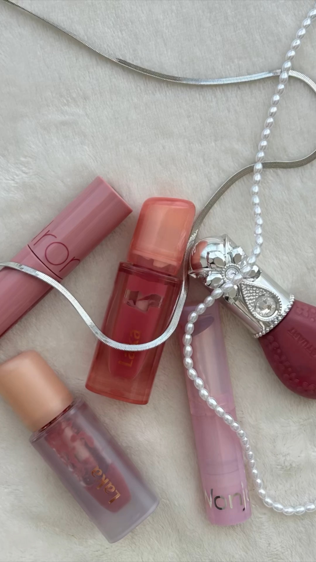 ジルスチュアート ブルームドロップ リップ＆チーク シフォン/JILL STUART/リキッドチークの人気ショート動画