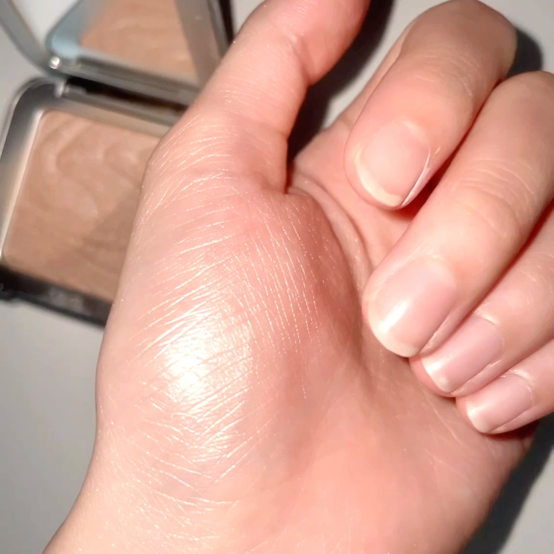 アイカラー ２色タイプ/無印良品/アイシャドウパレットの動画クチコミ4つ目