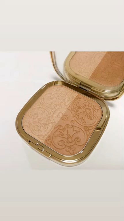 ソーラーグロウ イルミネーティングパウダー デュオ/DOLCE&GABBANA BEAUTY/ハイライトの人気ショート動画