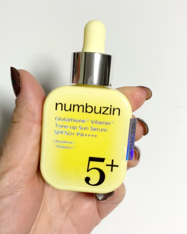 5番 白玉グルタチオンCトーンアップベース SPF50+ PA++++/numbuzin/化粧下地を使ったクチコミ（3枚目）