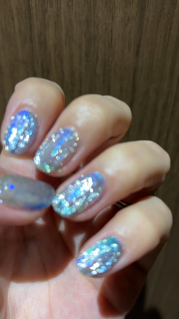 【RE:】HEMA free Resistance. /Beach/ジェルネイルの動画クチコミ5つ目