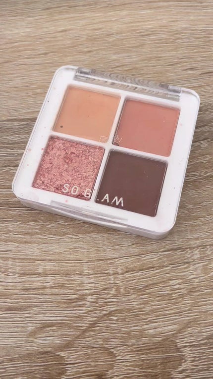 プチポケットアイシャドウパレット/SO GLAM/アイシャドウパレットの人気ショート動画