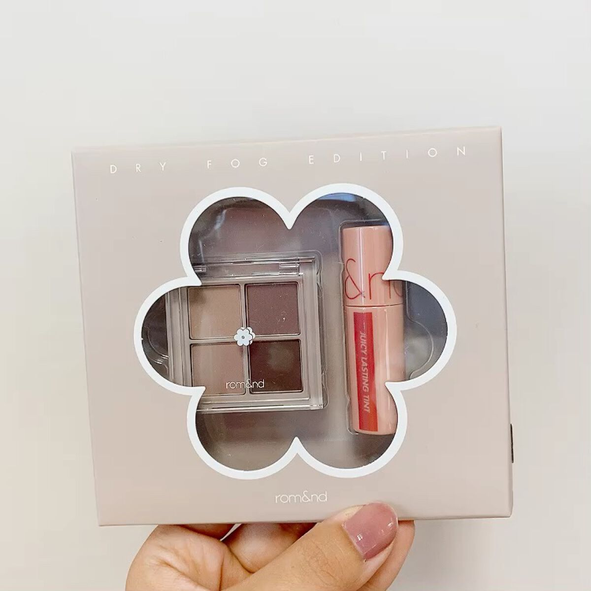 mini Special Set SPRING GAEDEN/rom&nd/メイクアップキットの動画クチコミ1つ目