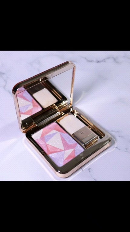 ル・レオスールデクラ /クレ・ド・ポー ボーテ/パウダーハイライトの人気ショート動画