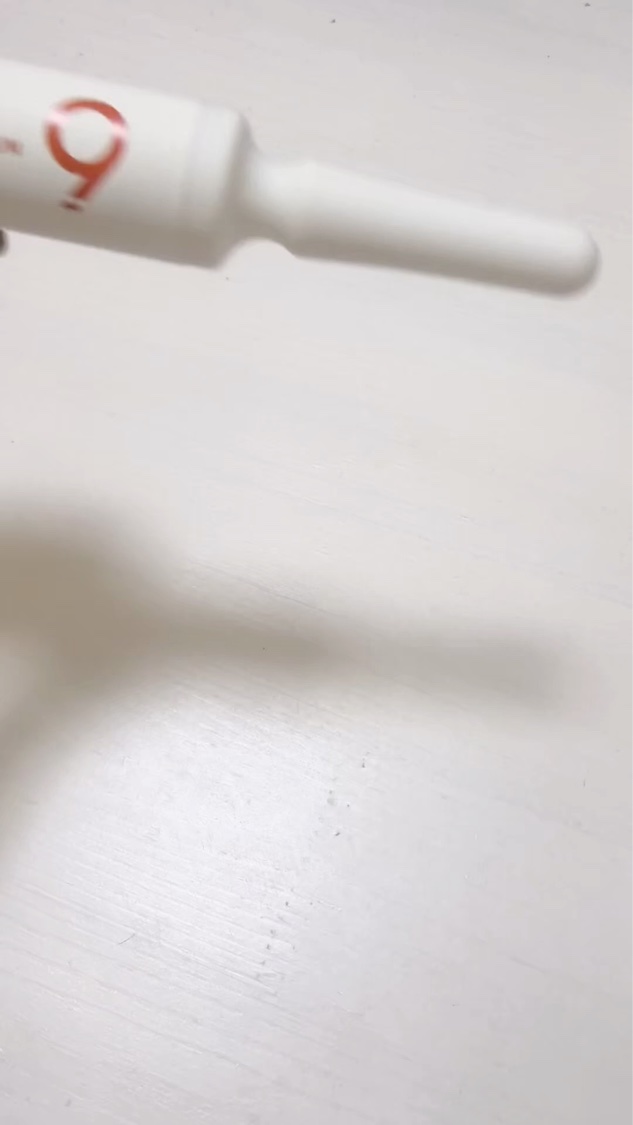 \時間を巻き戻したようなハリ肌に。/

Repit Serum（リピットセラム）
@repitserum_ninetails 


いつものスキンケアルーティンに
これをプラスするだけで、
時間を巻き戻したようなハリ肌に。

韓国美容発の“