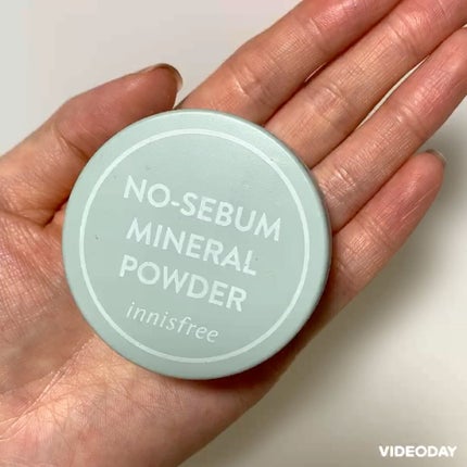ノーセバム ミネラルパウダー N/innisfree/ルースパウダーの人気ショート動画