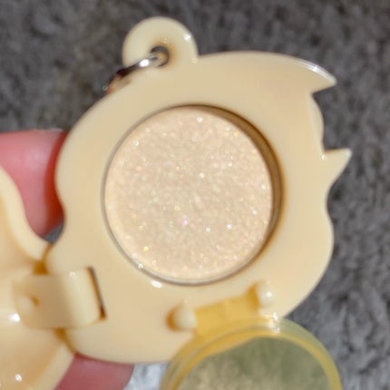 シングルアイシャドウ/hince/単色アイシャドウの動画クチコミ1つ目