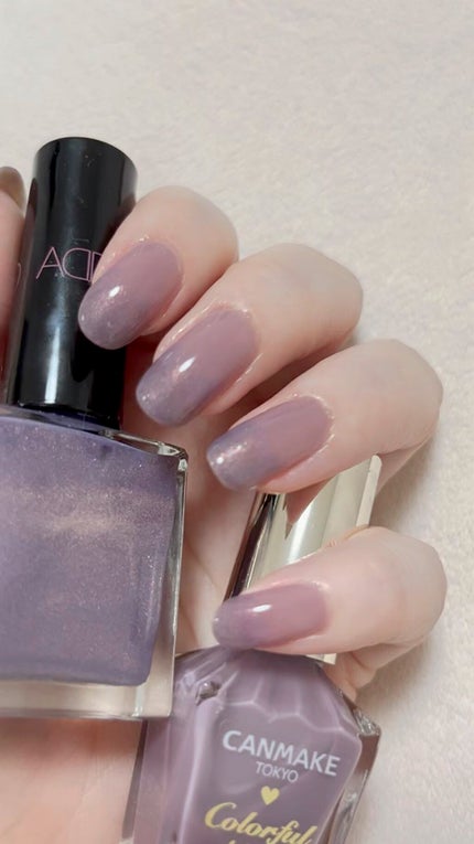 カラフルネイルズ/キャンメイク/マニキュアの人気ショート動画