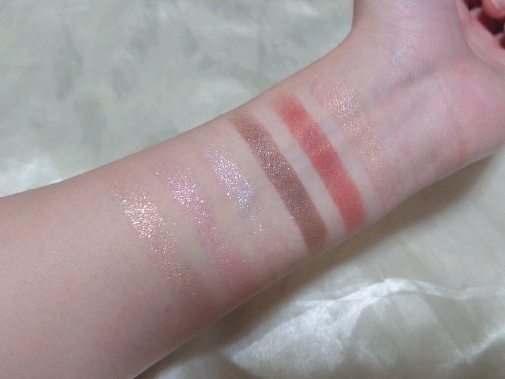 シャドーカスタマイズ/MAJOLICA MAJORCA/単色アイシャドウを使ったクチコミ（3枚目）