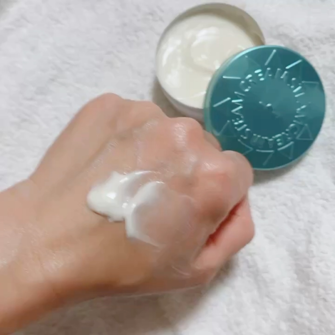 スチームクリーム UVプロテクション 33 ハッカ＆アロエ/STEAMCREAM/日焼け止めクリームを使ったクチコミ（2枚目）