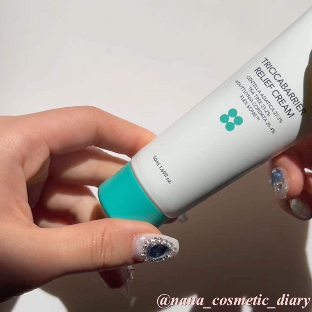 トリシカバリアリリーフクリーム/SKIN&LAB/フェイスクリームの動画クチコミ2つ目