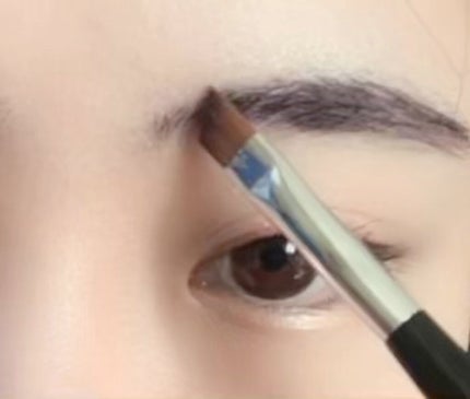 ツイン カラー アイシャドウ/ちふれ/アイシャドウパレットの人気ショート動画