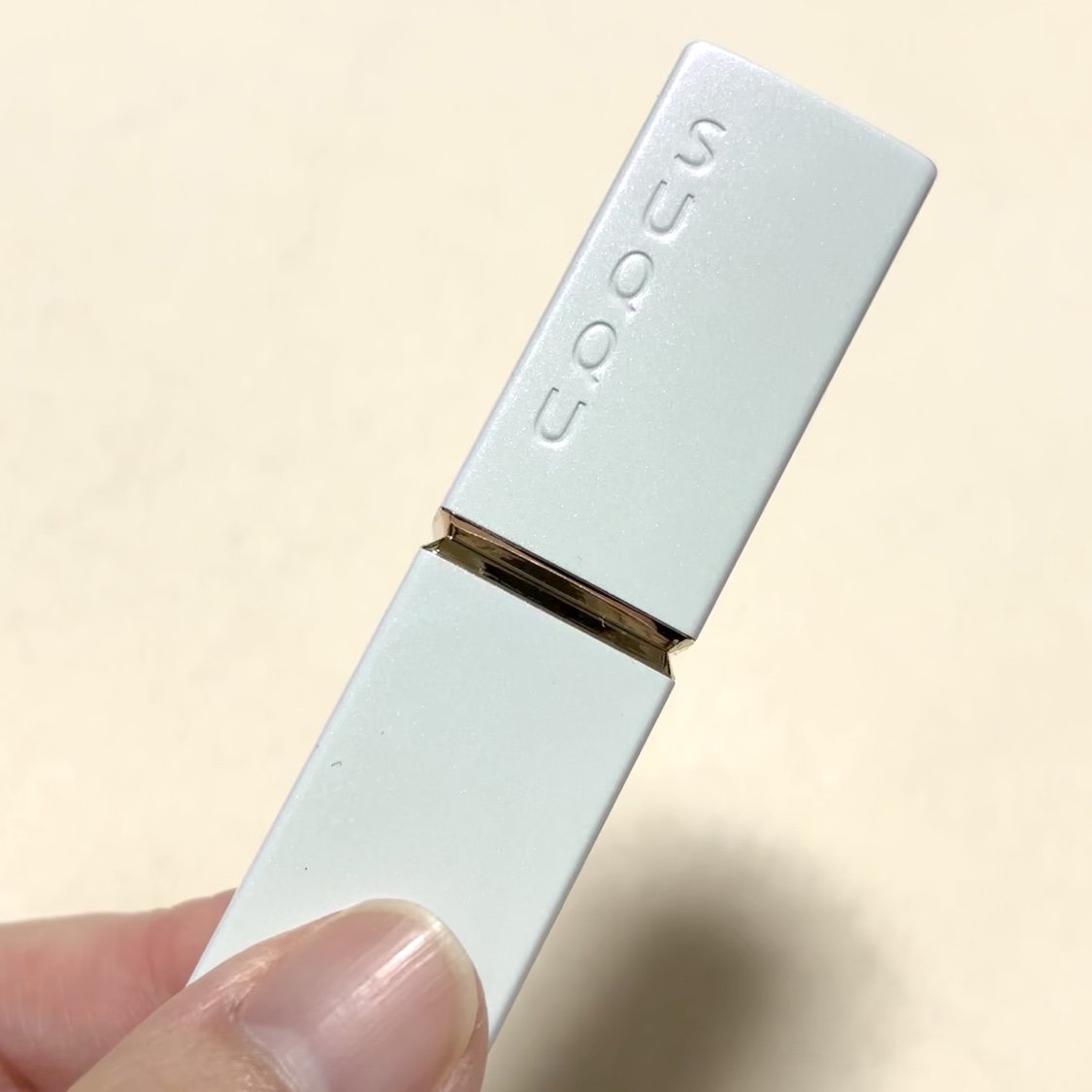 モイスチャー グレイズ リップスティック/SUQQU/口紅の動画クチコミ1つ目