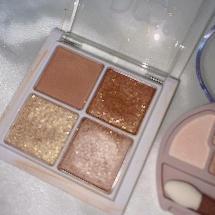 THE アイパレR/b idol/アイシャドウパレットを使ったクチコミ（1枚目）