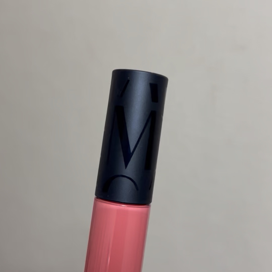 リップグロウボム/マキアージュ/リップティントの動画クチコミ2つ目